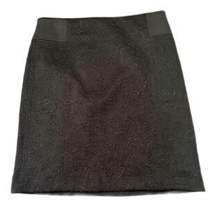 Laundry by Shelli Segal Black Floral Embossed Texture Pencil Skirt Office Size 4